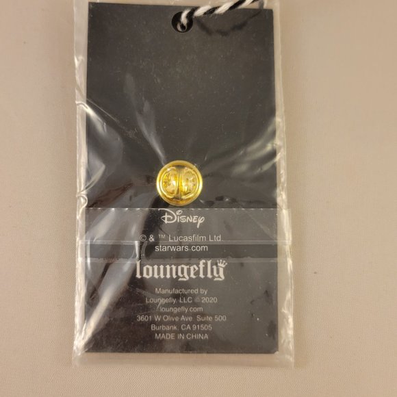 Loungefly Stitch Shoppe Ewok Endor lapel pin - Picture 2 of 2